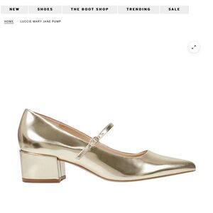 New in box Marc fisher lucid mary Jane  gold shoes